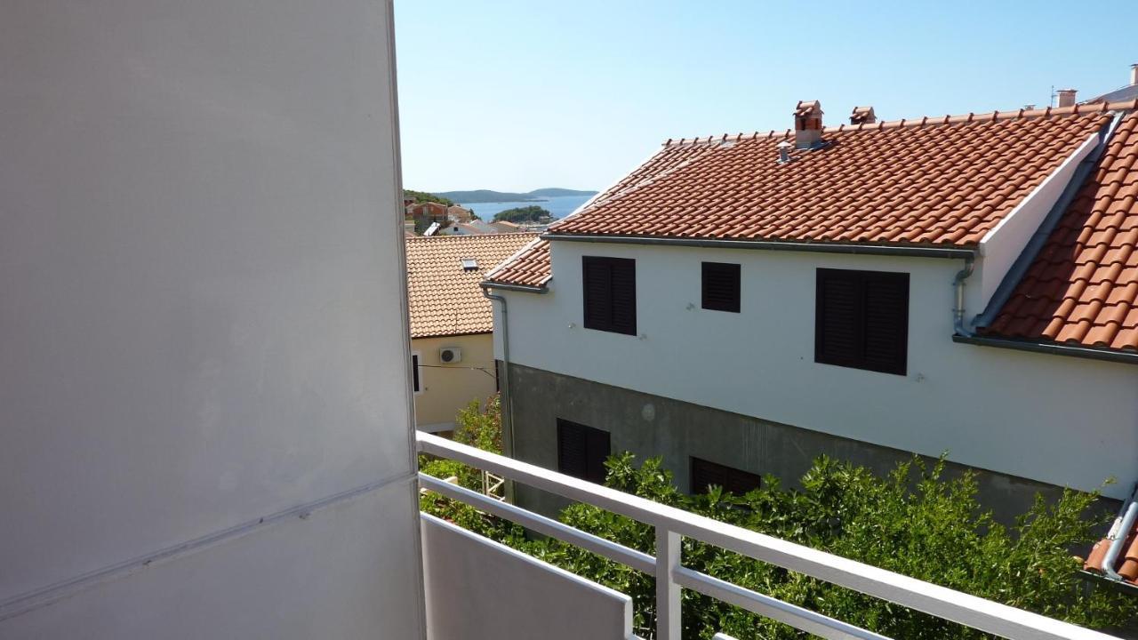 Apartments And Rooms With Parking Space Hvar - 15378 Хвар Экстерьер фото